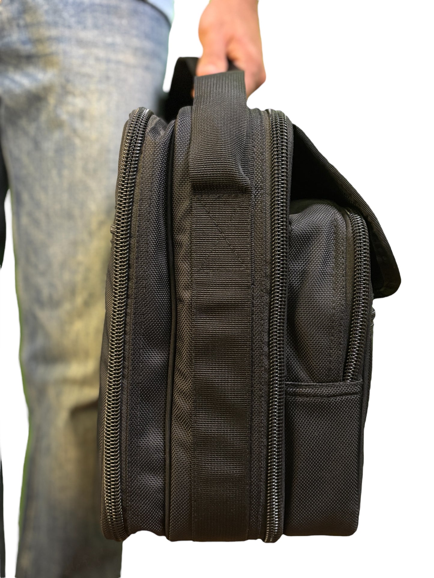 Insta Deluxe Laptop Bag – Black